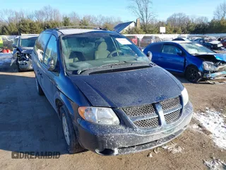 2003 Dodge Caravan Sport with VIN 2D4GP44L33R128512, listed as a IAAI auction lot 41422480 with 146,341 mi miles. Bid and sale history available at carsss.com. Image 1.