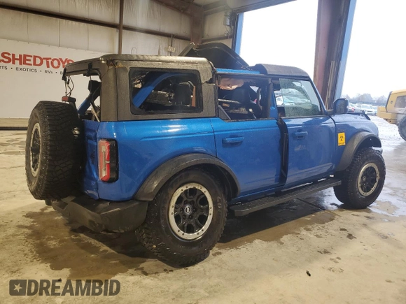 2024 Ford Bronco Outer Banks with VIN 1FMDE8BH1RLA25405, listed as a Copart auction lot 80119194 with 1,499 mi miles and Salvage Title. Bid and sale history available at carsss.com. Image 3.
