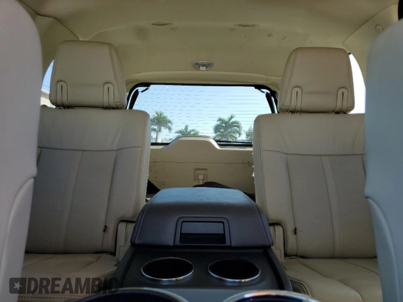 2017 Lincoln Navigator Reserve z VIN 5LMJJ2LT2HEL03324, wystawiony jako Copart lot #86693884 z przebiegiem 88 652 mil mil oraz Szkoda całkowita • Salvage title. Historia ofert i sprzedaży dostępna na DreamBid. Obrazek 10.