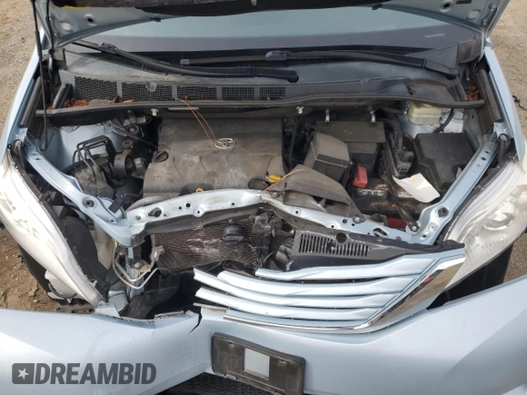 2015 Toyota Sienna LE AAS with VIN 5TDKK3DC0FS682599, listed as a Copart auction lot 45559945 with 66,031 mi miles and Salvage Title. Bid and sale history available at carsss.com. Image 14.