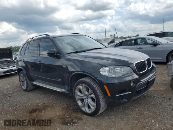 2012 BMW X5 50i with VIN 5UXZV8C51CL424965, listed as a Copart auction lot 64414455 with 121,894 mi miles and Clean title. Bid and sale history available at DreamBid. Image 4.