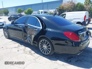 2015 Mercedes-Benz S 550 z VIN WDDUG8CBXFA123077, wystawiony jako IAAI lot #42194749 z przebiegiem 92 392 mil mil oraz . Historia ofert i sprzedaży dostępna na DreamBid. Obrazek 3.
