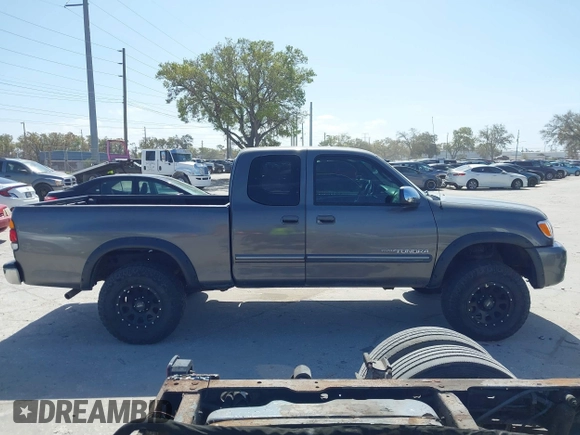 2003 Toyota Tundra SR5 with VIN 5TBBT44183S405902, listed as a IAAI auction lot 41704999 with 220,777 mi miles and . Bid and sale history available at DreamBid. Image 13.