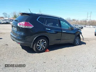 2014 Nissan Rogue SV with VIN 5N1AT2MV2EC823933, listed as a IAAI auction lot 41904128 with 86,731 mi miles. Bid and sale history available at carsss.com. Image 4.