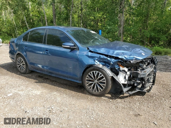 2016 Volkswagen Jetta SE with VIN 3VWD07AJ8GM352670, listed as a Copart auction lot 62394195 with 182,293 mi miles and Salvage title. Bid and sale history available at DreamBid. Image 4.