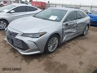 2019 Toyota Avalon Hybrid Limited with VIN 4T1B21FB2KU005306, listed as a IAAI auction lot 41586866 with 90,543 mi miles. Bid and sale history available at carsss.com. Image 18.