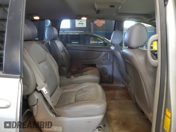 2008 Toyota Sienna XLE with VIN 5TDBK22C88S012167, listed as a Copart auction lot 48906155 with 154,570 mi miles and Clean Title. Bid and sale history available at carsss.com. Image 11.