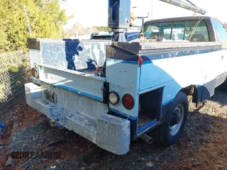 1993 GMC Sierra 1500 with VIN 1GTGC24KXPE562174, listed as a IAAI auction lot 41154577 with 259,881 mi miles and . Bid and sale history available at DreamBid. Image 6.