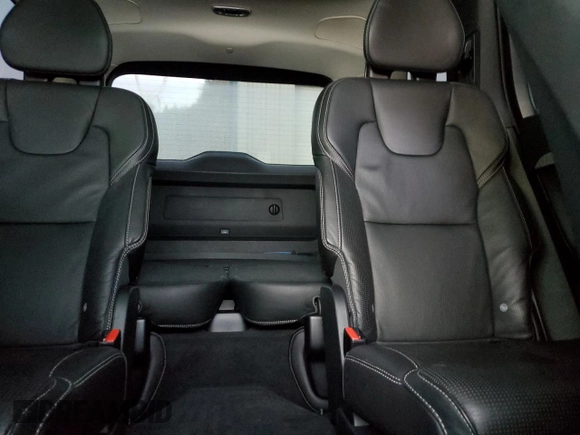2020 Volvo XC90 Inscription z VIN YV4A221L3L1536469, wystawiony jako Copart lot #75728594 z przebiegiem 97 052 mil mil oraz Szkoda całkowita • Salvage title. Historia ofert i sprzedaży dostępna na DreamBid. Obrazek 10.