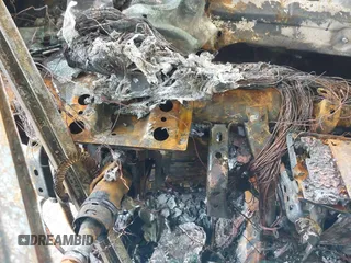 2021 Toyota 4Runner TRD Off Road Premium z VIN JTERU5JR3M5844835, wystawiony jako IAAI lot #41975869 z przebiegiem 14 892 mil mil oraz . Historia ofert i sprzedaży dostępna na DreamBid. Obrazek 7.