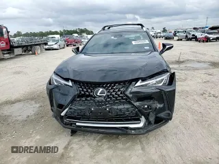 2022 Lexus UX 200 z VIN JTHX3JBH9N2054938, wystawiony jako Copart lot #43940695 z przebiegiem 27 002 mil mil oraz Szkoda całkowita • Salvage title. Historia ofert i sprzedaży dostępna na DreamBid. Obrazek 12.