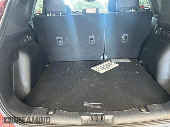 2021 Ford Escape SE with VIN 1FMCU9G6XMUA67635, listed as a IAAI auction lot 42718909 with 89,704 mi miles and . Bid and sale history available at DreamBid. Image 7.