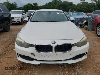 2014 BMW 3 Series 328i with VIN WBA3A5C59EP601899, listed as a Copart auction lot 61430675 with 205,396 mi miles and Salvage title. Bid and sale history available at DreamBid. Image 5.