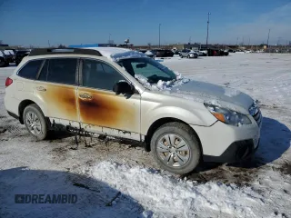 2013 Subaru Outback 2.5i z VIN 4S4BRCAC4D1225770, wystawiony jako Copart lot #88504585 z przebiegiem 131 196 mil mil oraz Czysty tytuł • Clean title. Historia ofert i sprzedaży dostępna na DreamBid. Obrazek 4.