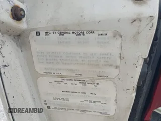 1985 Chevrolet Corvette z VIN 1G1YY0785F5139682, wystawiony jako IAAI lot #42097588 z przebiegiem 10 669 mil mil oraz . Historia ofert i sprzedaży dostępna na DreamBid. Obrazek 9.
