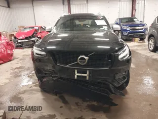 2019 Volvo XC90 R-Design with VIN YV4A22PM6K1506042, listed as a IAAI auction lot 41565752 with 93,098 mi miles. Bid and sale history available at carsss.com. Image 12.