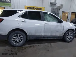 2022 Chevrolet Equinox LT with VIN 3GNAXUEV5NL312893, listed as a IAAI auction lot 41571644 with 54,600 mi miles. Bid and sale history available at carsss.com. Image 13.