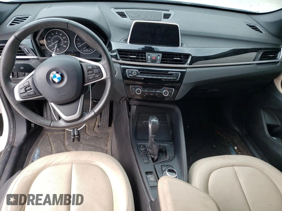 2018 BMW X1 sDrive28i with VIN WBXHU7C3XJ5H44902, listed as a Copart auction lot 46373033 with 49,520 mi miles and . Bid and sale history available at DreamBid. Image 8.
