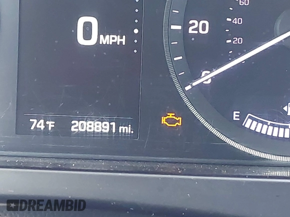 2016 Hyundai Sonata Hybrid SE with VIN KMHE24L18GA038247, listed as a IAAI auction lot 41603106 with 208,891 mi miles. Bid and sale history available at carsss.com. Image 15.
