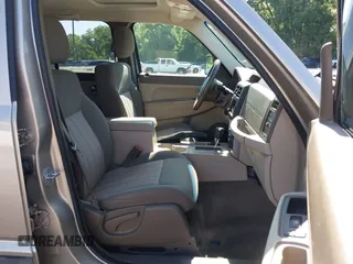 2011 Jeep Liberty Sport with VIN 1J4PN2GKXBW588535, listed as a IAAI auction lot 42546904 with 155,743 mi miles and . Bid and sale history available at DreamBid. Image 5.