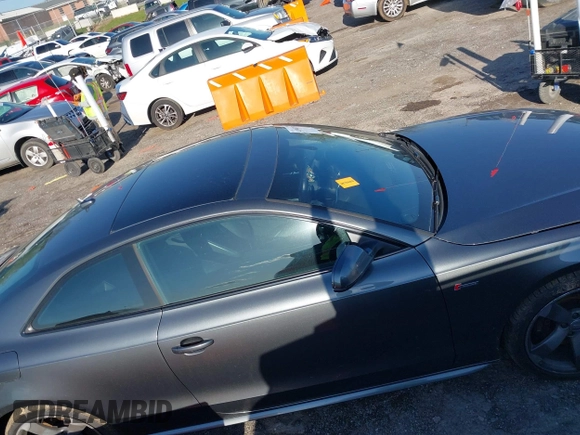 2015 Audi S5 Premium Plus with VIN WAUCGAFR0FA045606, listed as a IAAI auction lot 41962738 with 199,416 mi miles. Bid and sale history available at carsss.com. Image 13.