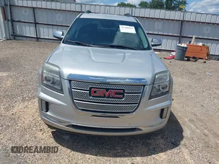 2017 GMC Terrain Denali z VIN 2GKFLRE34H6323323, wystawiony jako IAAI lot #42606924 z przebiegiem 142 609 mil mil oraz . Historia ofert i sprzedaży dostępna na DreamBid. Obrazek 12.