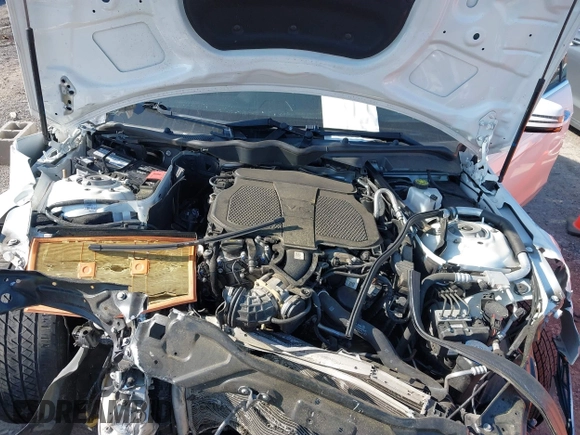 2012 Mercedes-Benz E 350 Luxury with VIN WDDHF8JB7CA601894, listed as a IAAI auction lot 42128317 with 68,735 mi miles and . Bid and sale history available at carsss.com. Image 10.