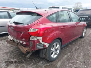 2014 Ford Focus SE with VIN 1FADP3K20EL136640, listed as a IAAI auction lot 42022467 with 137,475 mi miles. Bid and sale history available at carsss.com. Image 4.