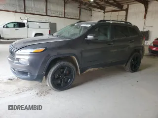 2015 Jeep Cherokee Latitude with VIN 1C4PJMCS4FW778081, listed as a Copart auction lot 48952285 with 184,999 mi miles and Salvage Title. Bid and sale history available at carsss.com. Image 1.