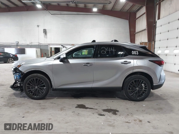 2024 Lexus RX 350 with VIN 2T2BAMCA2RC084662, listed as a IAAI auction lot 42026772 with 4,160 mi miles and . Bid and sale history available at DreamBid. Image 15.