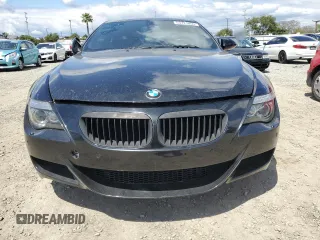 2010 BMW M6 z VIN WBSEH9C52ACY25265, wystawiony jako Copart lot #53721055 z przebiegiem Nie podano mil oraz Tytuł czysty. Historia ofert i sprzedaży dostępna na DreamBid. Obrazek 5.