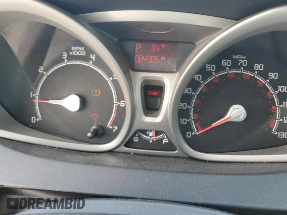 2012 Ford Fiesta SE z VIN 3FADP4EJ9CM148404, wystawiony jako Copart lot #59150695 z przebiegiem 84 705 mil mil oraz Czysty tytuł • Clean title. Historia ofert i sprzedaży dostępna na DreamBid. Obrazek 9.