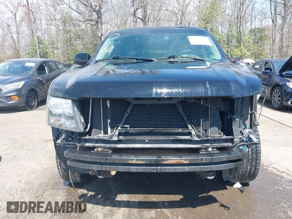 2013 Chevrolet Suburban LT с VIN 1GNSKJE72DR356781, выставлен на аукционе IAAI как лот 41908071 с пробегом 258 688 миль миль и . История ставок и продаж доступна на DreamBid. Изображение 12.