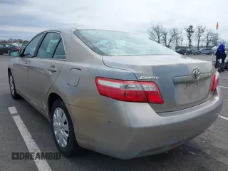 2009 Toyota Camry with VIN 4T1BE46K19U881366, listed as a IAAI auction lot 42039334 with 208,016 mi miles. Bid and sale history available at carsss.com. Image 3.