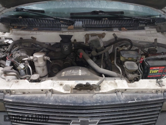 1994 Chevrolet Astro Cargo z VIN 1GBDM19Z0RB167297, wystawiony jako IAAI lot #42305621 z przebiegiem 154 683 mil mil oraz . Historia ofert i sprzedaży dostępna na DreamBid. Obrazek 10.