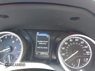 2024 Toyota Camry LE z VIN 4T1C11AK3RU847743, wystawiony jako IAAI lot #41886636 z przebiegiem 22 814 mil mil oraz . Historia ofert i sprzedaży dostępna na DreamBid. Obrazek 7.