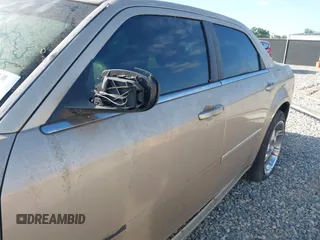 2006 Chrysler 300 Touring with VIN 2C3KA53G26H343090, listed as a IAAI auction lot 42196204 with 175,086 mi miles and . Bid and sale history available at DreamBid. Image 12.