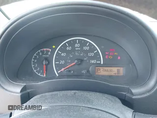 2016 Nissan Versa S z VIN 3N1CN7AP3GL903343, wystawiony jako IAAI lot #42520278 z przebiegiem 106 630 mil mil oraz . Historia ofert i sprzedaży dostępna na DreamBid. Obrazek 7.