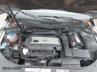 2013 Volkswagen CC Sport with VIN WVWBN7AN7DE503417, listed as a IAAI auction lot 41205584 with 185,437 mi miles. Bid and sale history available at carsss.com. Image 10.