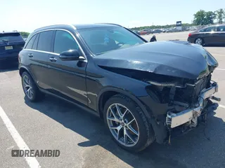 2021 Mercedes-Benz GLC 300 with VIN W1N0G8EB6MF880606, listed as a IAAI auction lot 42387749 with 22,546 mi miles and . Bid and sale history available at DreamBid. Image 1.