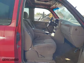 2006 Chevrolet Silverado 1500 LT2 with VIN 1GCEK19B96Z178794, listed as a IAAI auction lot 40637769 with 1 mi miles. Bid and sale history available at carsss.com. Image 5.