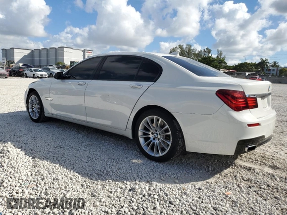 2013 BMW 7 Series 740Li with VIN WBAYE4C5XDD137591, listed as a Copart auction lot 44581175 with 138,173 mi miles and Salvage title. Bid and sale history available at DreamBid. Image 2.