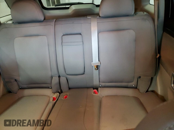 2009 Saturn VUE XE z VIN 3GSDL43NX9S560965, wystawiony jako Copart lot #81114044 z przebiegiem 104 862 mil mil oraz Szkody całkowita. Historia ofert i sprzedaży dostępna na DreamBid. Obrazek 10.