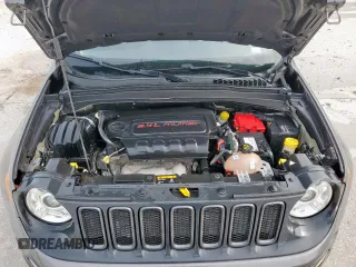 2018 Jeep Renegade Trailhawk z VIN ZACCJBCB1JPJ02192, wystawiony jako Copart lot #56064425 z przebiegiem 75 701 mil mil oraz Szkoda całkowita • Salvage title. Historia ofert i sprzedaży dostępna na DreamBid. Obrazek 12.