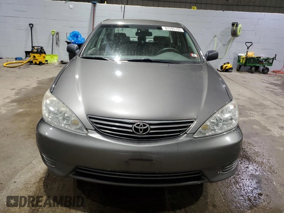 2006 Toyota Camry STD with VIN 4T1BE32K16U724240, listed as a Copart auction lot 87595155 with 251,947 mi miles and Salvage Title. Bid and sale history available at DreamBid. Image 5.