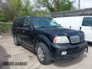 2006 Lincoln Navigator Luxury with VIN 5LMFU27536LJ25263, listed as a IAAI auction lot 41896990 with 278,954 mi miles. Bid and sale history available at carsss.com. Image 1.