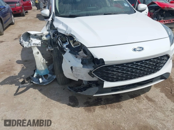 2020 Ford Escape SE with VIN 1FMCU0G60LUC45045, listed as a IAAI auction lot 42014651 with 96,202 mi miles and . Bid and sale history available at DreamBid. Image 6.