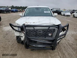 2024 Nissan Frontier SV with VIN 1N6ED1EJ8RN642206, listed as a Copart auction lot 43000665 with 5,680 mi miles and Salvage Title. Bid and sale history available at carsss.com. Image 5.