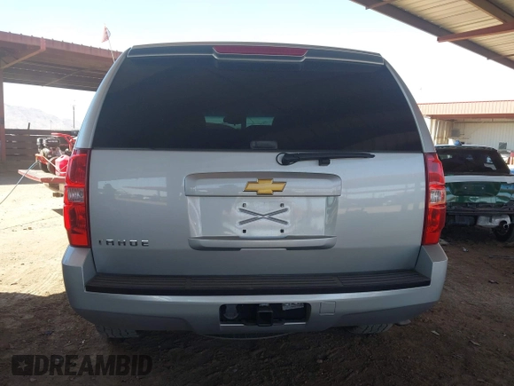 2013 Chevrolet Tahoe LS with VIN 1GNSCAE03DR179027, listed as a IAAI auction lot 42096434 with 205,143 mi miles and . Bid and sale history available at DreamBid. Image 16.