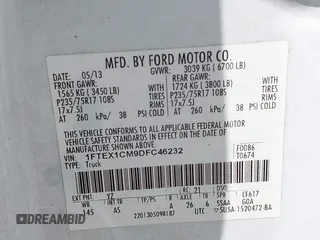 2013 Ford F-150 XL z VIN 1FTEX1CM9DFC46232, wystawiony jako IAAI lot #42032421 z przebiegiem 277 066 mil mil oraz . Historia ofert i sprzedaży dostępna na DreamBid. Obrazek 9.